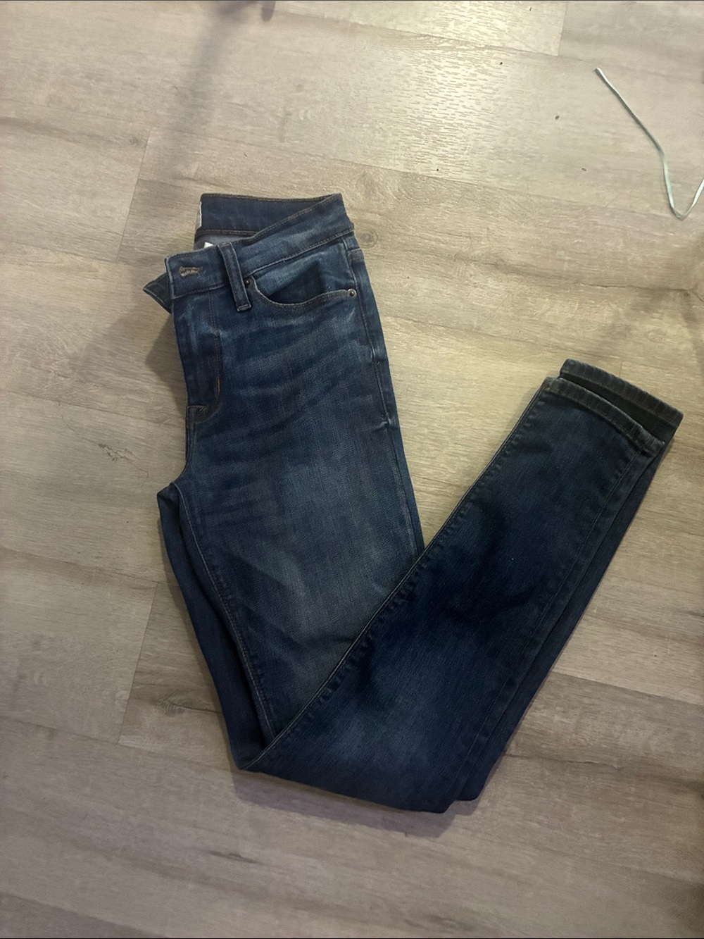 Hudson Jeans Women's Dark Blue Skinny Jeans - Subtle Fade